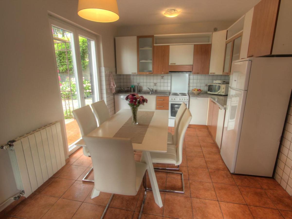 Apartman Lena Opatija Zewnętrze zdjęcie